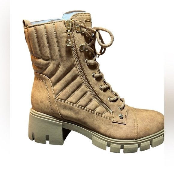 GBG by Guess Arisa Lug Sole Combat Boots 10M - Picture 8 of 9
